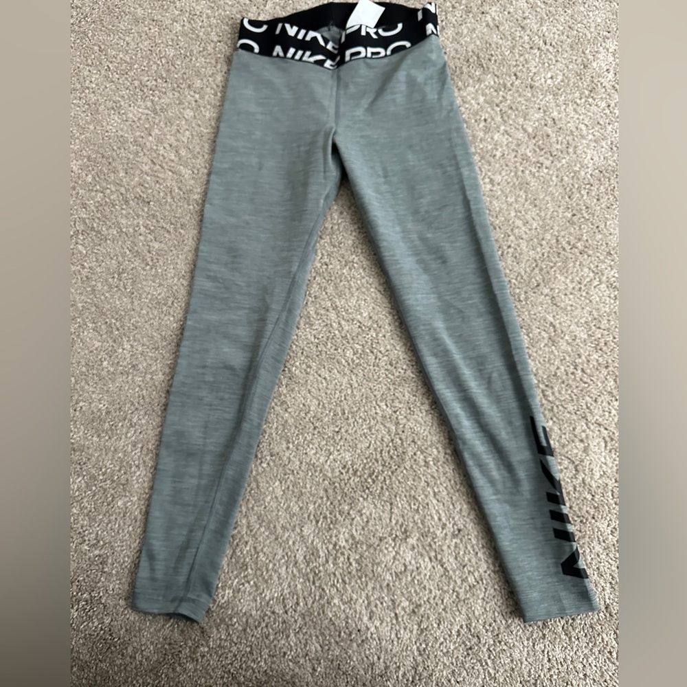Nike pro leggings